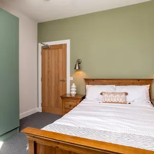  Apartment Remodelled Luxury 3 Bed United Kingdom